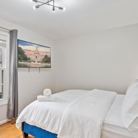 Modern Luxury Dc Free Parking Hotel Arlington Bagian luar foto
